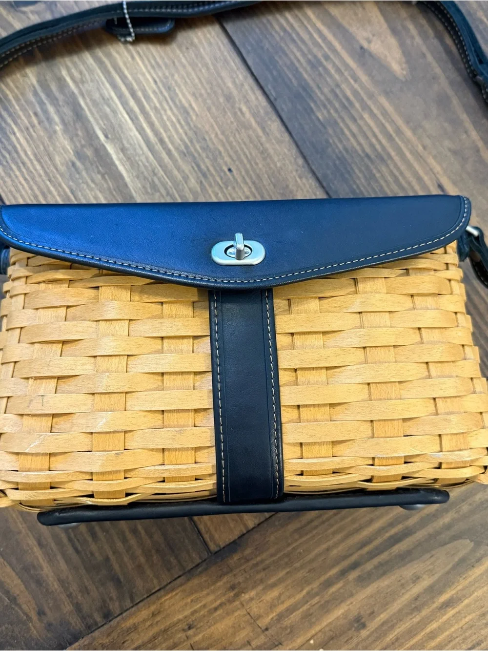 Black Leather and Natural Woven Shoulder Bag - Picture 3 of 10